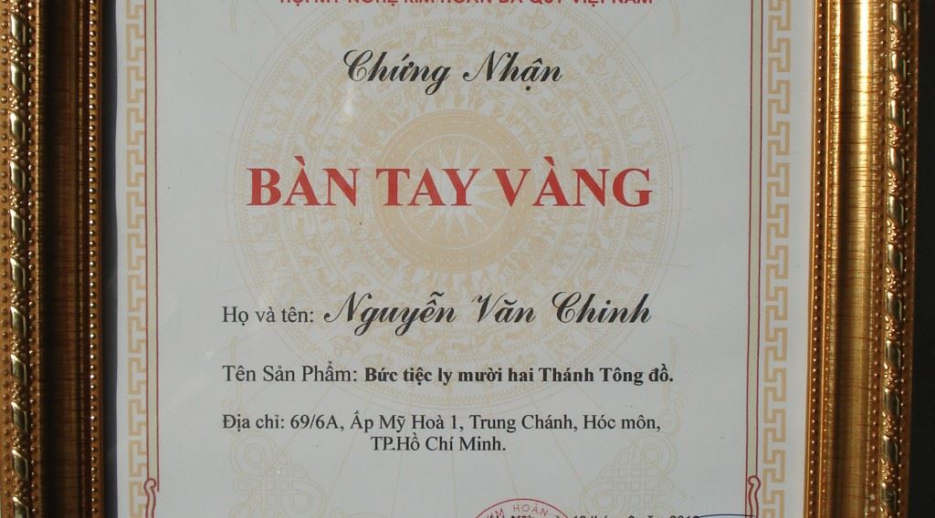 Tượng Công Giáo